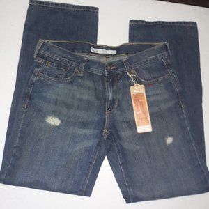Old Navy Boyfriend Cut Weekend Jean New